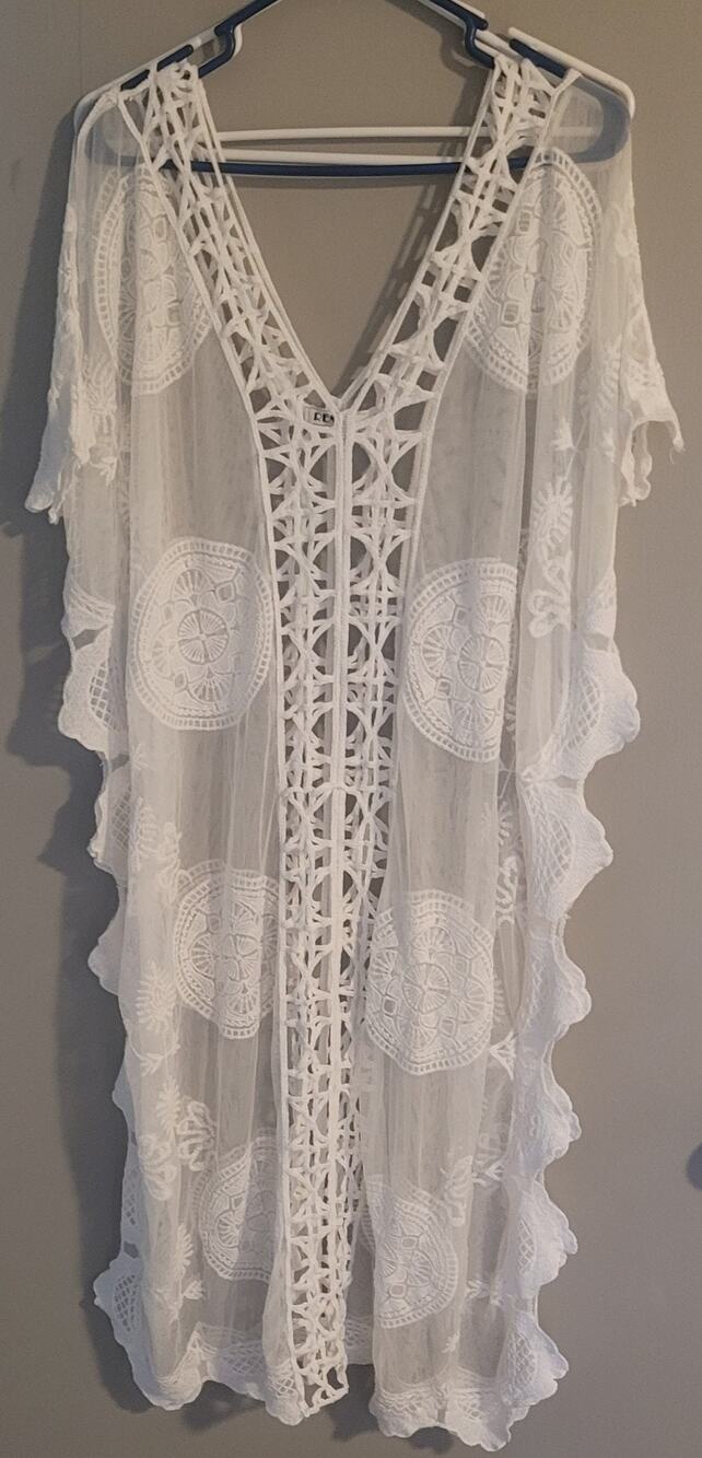 women's lace swimsuit cover top white size medium by RENJO